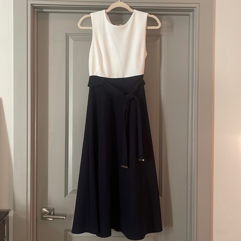 CALVIN KLEIN Sleeveless A-Line Tie Waist Shift Dress